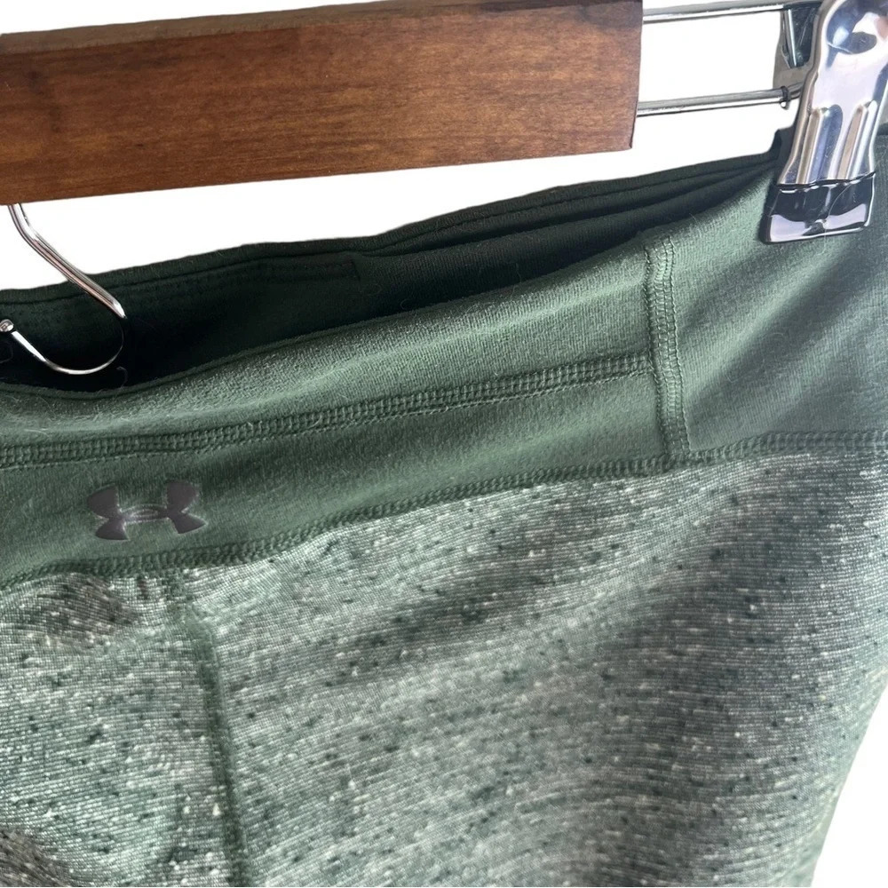 Under Armour • Textured Green Leggings - Picture 6 of 10